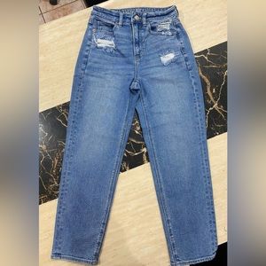 American Eagle Stretch Mom Straight Jean